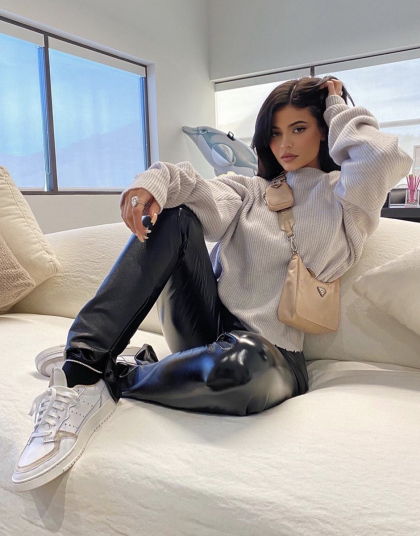 Kylie Jenner Looks